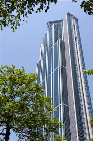 simsearch:841-03520256,k - World Trade Center (WTC) Cosmo Tower, tallest tower in western Japan, on Sakishima Island in Osaka, Japan Foto de stock - Direito Controlado, Número: 841-03520250