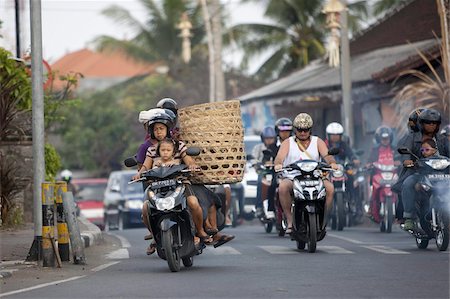 Motor cycles in traffic, Kuta, Bali, Indonesia, Southeast Asia, Asia Foto de stock - Con derechos protegidos, Código: 841-03674047