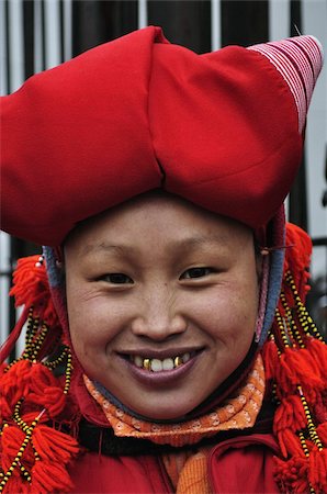 sureste asiático - Hill tribe woman of the minority people of the Lao Chai, Sapa, Vietnam, Indochina, Southeast Asia, Asia Foto de stock - Con derechos protegidos, Código: 841-03674102