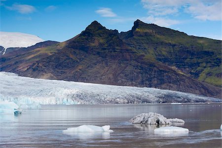 simsearch:841-03057728,k - Fjallsarlon glacial lake and Fjallsjokull (Oraefajokull) glacier near Jokulsarlon glacial lagoon, south-east Iceland (Austurland), Iceland, Polar Regions Foto de stock - Con derechos protegidos, Código: 841-03674769