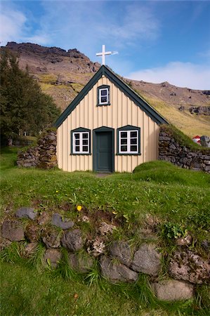 Hofskirkja, turf-roofed church built in 1884, last church to be built in the old style and one of the six remaining, Hof, on the south coast of Iceland, Polar Regions Stock Photo - Rights-Managed, Code: 841-03674792