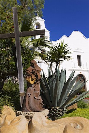 Père Junipero Serra statue, Mission Basilica San Diego de Alcala, San Diego, Californie, États-Unis d'Amérique, Amérique du Nord Photographie de stock - Rights-Managed, Code: 841-03674837