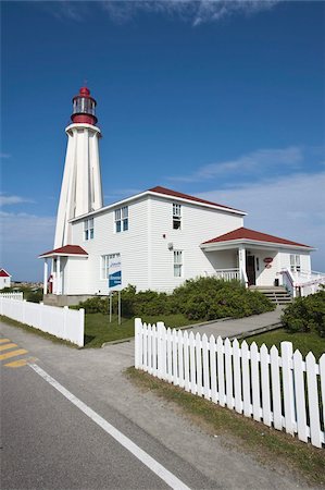 pointe-au-pere - Pointe-au-Pere Leuchtturm in Rimouski, Québec, Kanada, Nordamerika Stockbilder - Lizenzpflichtiges, Bildnummer: 841-03675025