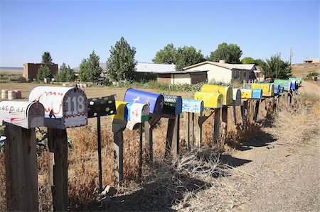 Rural boîtes aux lettres, Galisteo, Nouveau-Mexique, États-Unis d'Amérique, l'Amérique du Nord Photographie de stock - Rights-Managed, Code: 841-03675556