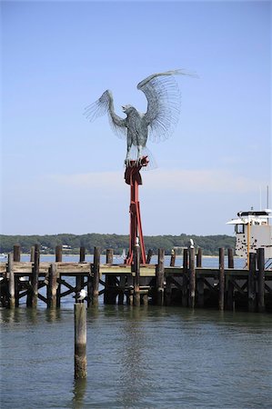 simsearch:841-06500930,k - Morning Call Sculpture, 9/11 memorial of an osprey on a perch made from beams from the World Trade Center, Greenport, Long Island, North Fork, New York, United States of America, North America Stock Photo - Rights-Managed, Code: 841-03675595