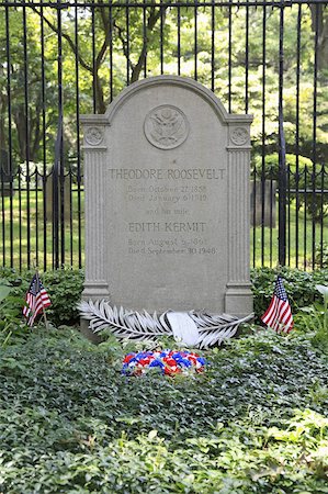 pierre tombale - Tombe du président Theodore Roosevelt, Oyster Bay, Long Island, New York, États-Unis d'Amérique, l'Amérique du Nord Photographie de stock - Rights-Managed, Code: 841-03675591