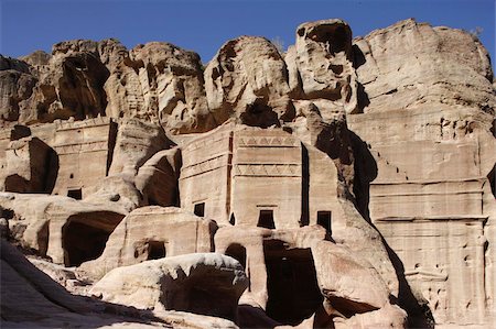 Rock-cut Nabatean tombs, Petra, UNESCO World Heritage Site, Jordan, Middle East Fotografie stock - Rights-Managed, Codice: 841-03675692