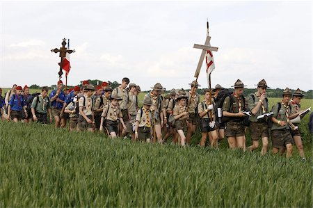 explorador - Traditionalist Catholic pilgrimage, Eure-et-Loir, France, Europe Foto de stock - Con derechos protegidos, Código: 841-03675732