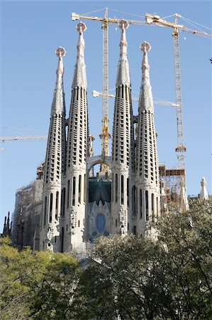 simsearch:841-03067056,k - Sagrada Familia towers and spires, UNESCO World Heritage Site, Barcelona, Catalonia, Spain, Europe Stock Photo - Rights-Managed, Code: 841-03675854