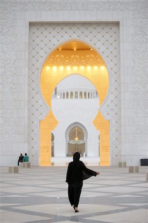 Entrée principale, la grande mosquée de Sheikh Zayed, Abu Dhabi, United Arab Emirates, Moyen-Orient Photographie de stock - Rights-Managed, Code: 841-03675910