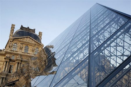 Pyramid designed by Leoh Ming Pei, Louvre Museum, Paris, France, Europe Stock Photo - Rights-Managed, Code: 841-03676017