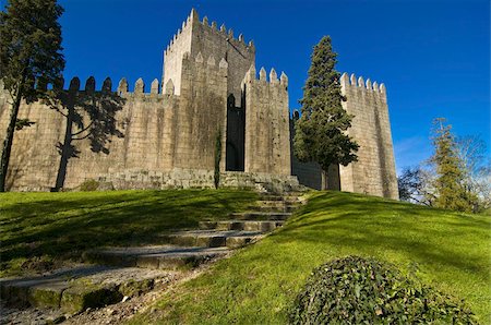 The castle of Guimaraes, UNESCO World Heritage Site, Guimaraes, Portugal, Europe Foto de stock - Con derechos protegidos, Código: 841-03676155