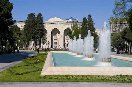 simsearch:841-03676158,k - Water fountain in the center of Baku, Azerbaijan, Central Asia, Asia Fotografie stock - Rights-Managed, Codice: 841-03676618