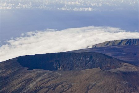 Vue aérienne du cratère du volcan Piton de la Fournaise, La réunion, océan Indien, Afrique Photographie de stock - Rights-Managed, Code: 841-03676716