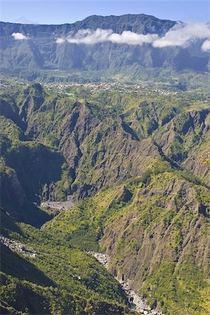 The crater of Cilaos, La Reunion, Indian Ocean, Africa Foto de stock - Con derechos protegidos, Código: 841-03676727