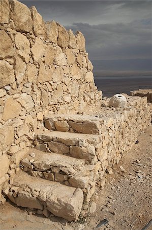 Stairway at ancient ruin of Masada, UNESCO World Heritage Site, Judean Desert overlooking the Dead Sea, Israel, Middle East Fotografie stock - Rights-Managed, Codice: 841-03676990