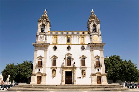 simsearch:841-05795381,k - The Portuguese Baroque (Talha Dourada) style Church of Our Lady of Carmo (Ingreja de Nossa Senhora do Carmo) in Faro, Algarve, Portugal, Europe Stock Photo - Rights-Managed, Code: 841-03677213