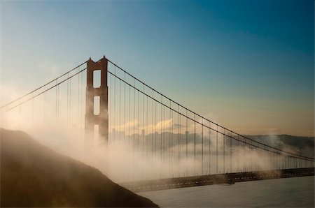 suspended bridge - Golden Gate Bridge, San Francisco, California, United States of America, North America Stock Photo - Rights-Managed, Code: 841-03677351