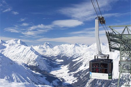 funiculares - Rufibahn cable car, Lech, near St. Anton am Arlberg, in winter snow, Austrian Alps, Austria, Europe Foto de stock - Con derechos protegidos, Código: 841-03677503