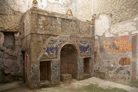 simsearch:841-05782986,k - Nymphaeum with theatrical masks, House of Neptune and Amphitrite, Herculaneum, UNESCO World Heritage Site, Campania, Italy, Europe Foto de stock - Con derechos protegidos, Código: 841-03677513