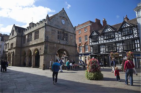 simsearch:841-07202161,k - Old Market Hall and Square in summer sun, Shrewsbury, Shropshire, England, United Kingdom, Europe Stock Photo - Rights-Managed, Code: 841-03677580