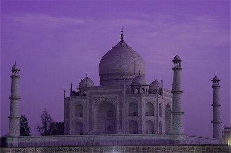 The Taj Mahal, UNESCO World Heritage Site, at dusk, Agra, Uttar Pradesh, India, Asia Stock Photo - Rights-Managed, Code: 841-03672209