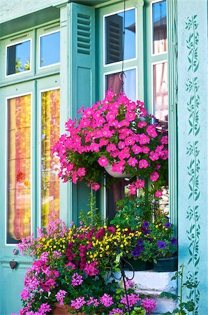 european geraniums - Window with flowers, France, Europe Stock Photo - Rights-Managed, Code: 841-03672618