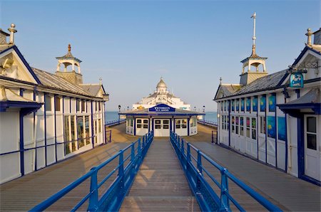 sussex - Eastbourne Pier, beach and groynes, Eastbourne, East Sussex, England, United Kingdom, Europe Stock Photo - Rights-Managed, Code: 841-03672716