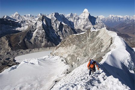 simsearch:841-02918663,k - Climber on summit ridge of Island Peak, 6189m, Ama Dablam, 6812m, Solu Khumbu Everest Region, Sagarmatha National Park, Himalayas, Nepal, Asia Foto de stock - Con derechos protegidos, Código: 841-03672834