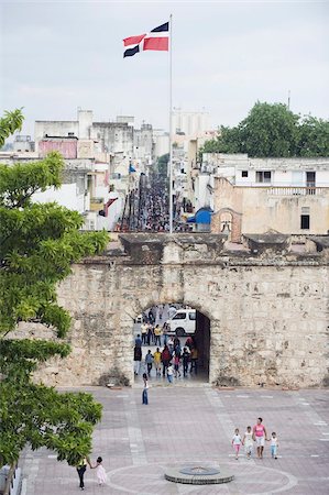 santo domingo - Independence Park, Zona Colonial (Colonial District), UNESCO World Heritage Site, Santo Domingo, Dominican Republic, West Indies, Caribbean, Central America Foto de stock - Con derechos protegidos, Código: 841-03672898