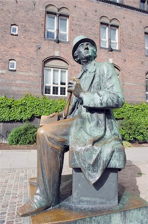 sculpted - Hans Christian Andersen statue, Copenhagen, Denmark, Scandinavia, Europe Foto de stock - Con derechos protegidos, Código: 841-03673030