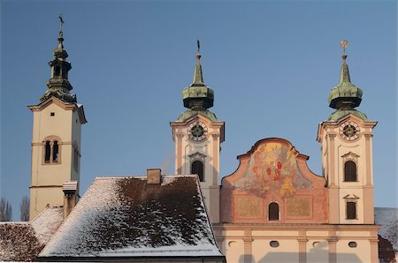 simsearch:841-05795381,k - Towers of Baroque Michaelerkirche church dating from 1635, at sunset, Michaelerplatz, Steyr, Oberosterreich (Upper Austria), Austria, Europe Stock Photo - Rights-Managed, Code: 841-03673099