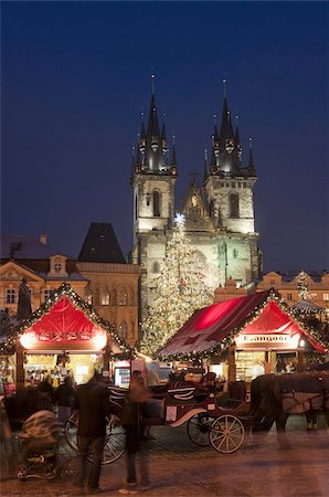 simsearch:841-02709045,k - Horse drawn carriage at Christmas Market and Gothic Tyn Church at twilight, Old Town Square, Stare Mesto, Prague, Czech Republic, Europe Stock Photo - Rights-Managed, Code: 841-03673119