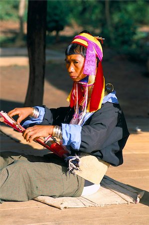 padaung - Femme Padaung, tissage, lac Inle, État Shan, au Myanmar (Birmanie), Asie Photographie de stock - Rights-Managed, Code: 841-03673166