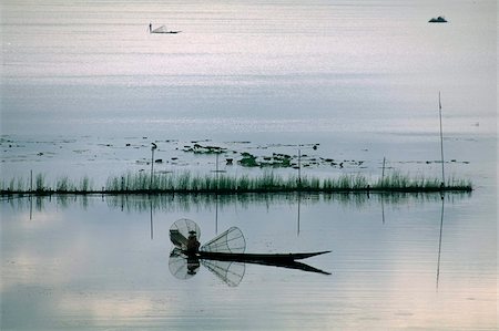 simsearch:841-03066465,k - Pêcheur, le lac Inle, État Shan, Myanmar (Birmanie), Asie Photographie de stock - Rights-Managed, Code: 841-03673168