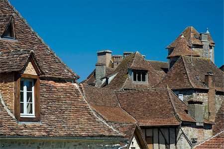 simsearch:841-05796365,k - Rooftops in the picturesque village of Carennac and its typical Quercy architecture situated on the banks of the Dordogne River, Dordogne, France, Europe Foto de stock - Con derechos protegidos, Código: 841-03867829
