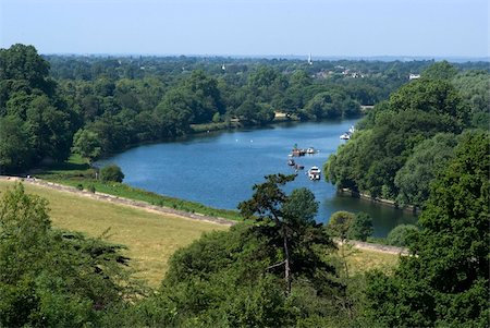 richmond hill - View over the Thames from Richmond Hill, Richmond, Surrey, England, United Kingdom, Europe Foto de stock - Direito Controlado, Número: 841-03868166