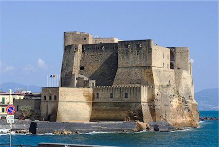 fortress with sea - Castel d'Ovo, Naples, Campania, Italy, Europe Stock Photo - Rights-Managed, Code: 841-03868197