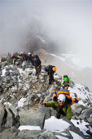 Grimpeurs sur les pentes inférieures du Mont Blanc, Chamonix, Alpes, France, Europe Photographie de stock - Rights-Managed, Code: 841-03868465