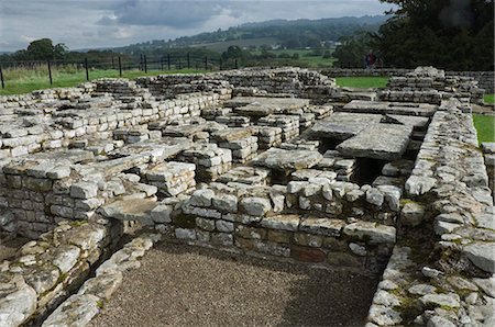 simsearch:841-03061529,k - Les Commandants d'habitation, montrant le système de chauffage par le sol, Fort romain de Chesters, mur d'Hadrien, patrimoine mondial de l'UNESCO, Northumbria, Angleterre, Royaume-Uni, Europe Photographie de stock - Rights-Managed, Code: 841-03868837