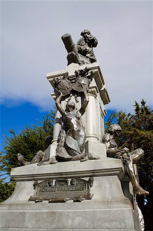 simsearch:841-05782621,k - Amiral Ferdinand Magellan Monument dans la Plaza de Armas, ville de Punta Arenas, Province de Magallanes, Patagonie, au Chili, en Amérique du Sud Photographie de stock - Rights-Managed, Code: 841-03869587