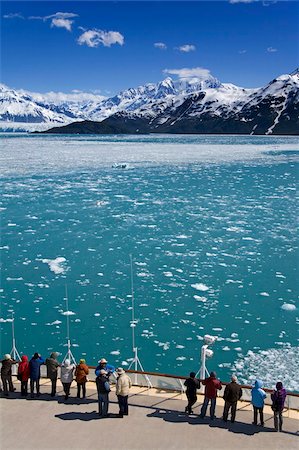 Cruise ship near Hubbard Glacier, Yakutat Bay, Gulf of Alaska, Southeast Alaska, United States of America, North America Stock Photo - Rights-Managed, Code: 841-03869594