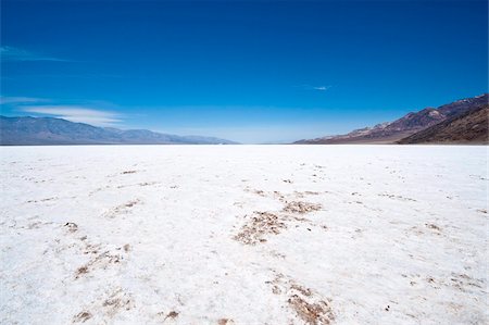 simsearch:841-03064933,k - Salt flats near Badwater Basin, Death Valley National Park, California, United States of America, North America Stock Photo - Rights-Managed, Code: 841-03869790