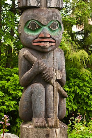 Totem at Kiksetti Totem Park, Wrangell, Southeast Alaska, United States of America, North America Foto de stock - Direito Controlado, Número: 841-03869829