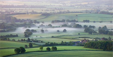 rolling hills panoramic - Mist hanging low over countryside near Crediton, Mid Devon, England, United Kingdom, Europe Stock Photo - Rights-Managed, Code: 841-03869879