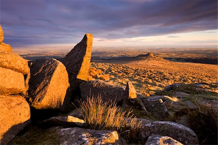 simsearch:841-03869869,k - Golden sunshine glows against the granite outcrops at Belstone Tor, Dartmoor National Park, Devon, England, United Kingdom, Europe Stock Photo - Rights-Managed, Code: 841-03869946