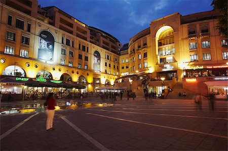 Nelson Mandela Square, au crépuscule, Sandton, Johannesburg, Gauteng, Afrique du Sud, Afrique Photographie de stock - Rights-Managed, Code: 841-03870047