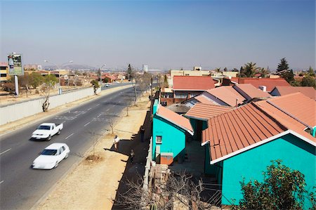 south africa and city - Middle class area of Soweto, Johannesburg, Gauteng, South Africa, Africa Foto de stock - Con derechos protegidos, Código: 841-03870060