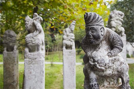 Antike Skulpturen im Park Museum in Nanjing, Nanjing, Jiangsu, China, Asien Stockbilder - Lizenzpflichtiges, Bildnummer: 841-03870185