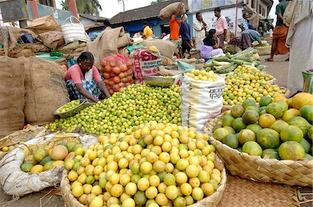 Vegetable market, Chalai, Trivandrum, Kerala, India, Asia Stock Photo - Rights-Managed, Code: 841-03870256